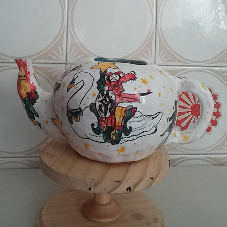 Circus Teapot front view, majolica ceramics 2025